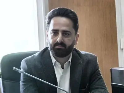 الویت کاری در اداره کار، برخورد با اشتغال غیر مجاز است