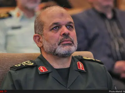 رزمندگان اسلام مسلح ترین ارتش تاریخ جهان را به زانو در آوردند