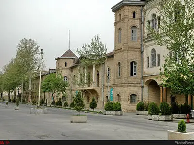 پیشکسوتان را اگر قبول ندارید؛ تغییرشان دهید