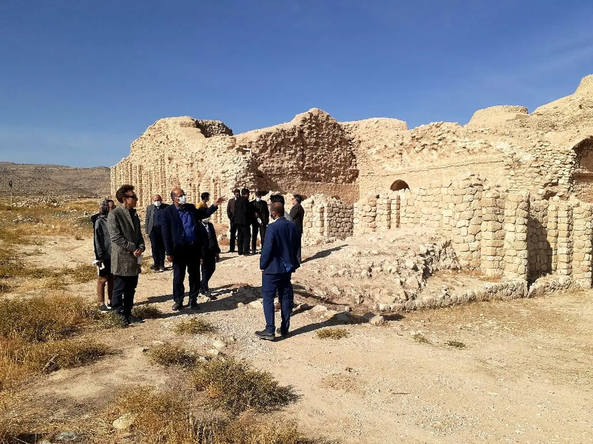 محور ساسانی فارس آماده ورود گردشگران ایتالیایی شد