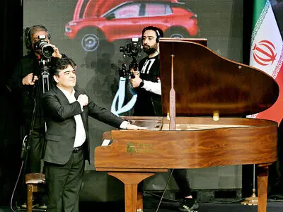 اثر جدید «سامان احتشامی» رونمایی شد/ «تولدت مبارک» ری‌را...