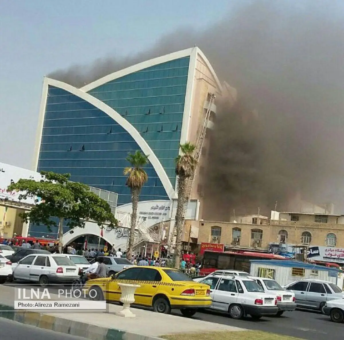 سه نفر در حادثه آتش سوزی مجتمع ستاره جنوب فوت کردند