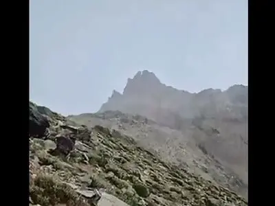 بارش برف بهاری در ارتفاعات نطنز اصفهان + فیلم
