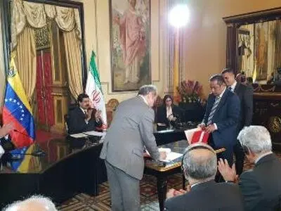 Iran, Venezuela sign agreement for banking cooperation