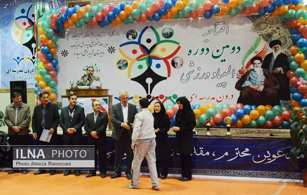 مراسم افتتاحیه دومین دوره المپیاد ورزشی درون مدرسه‌ای در ارومیه + تصویر