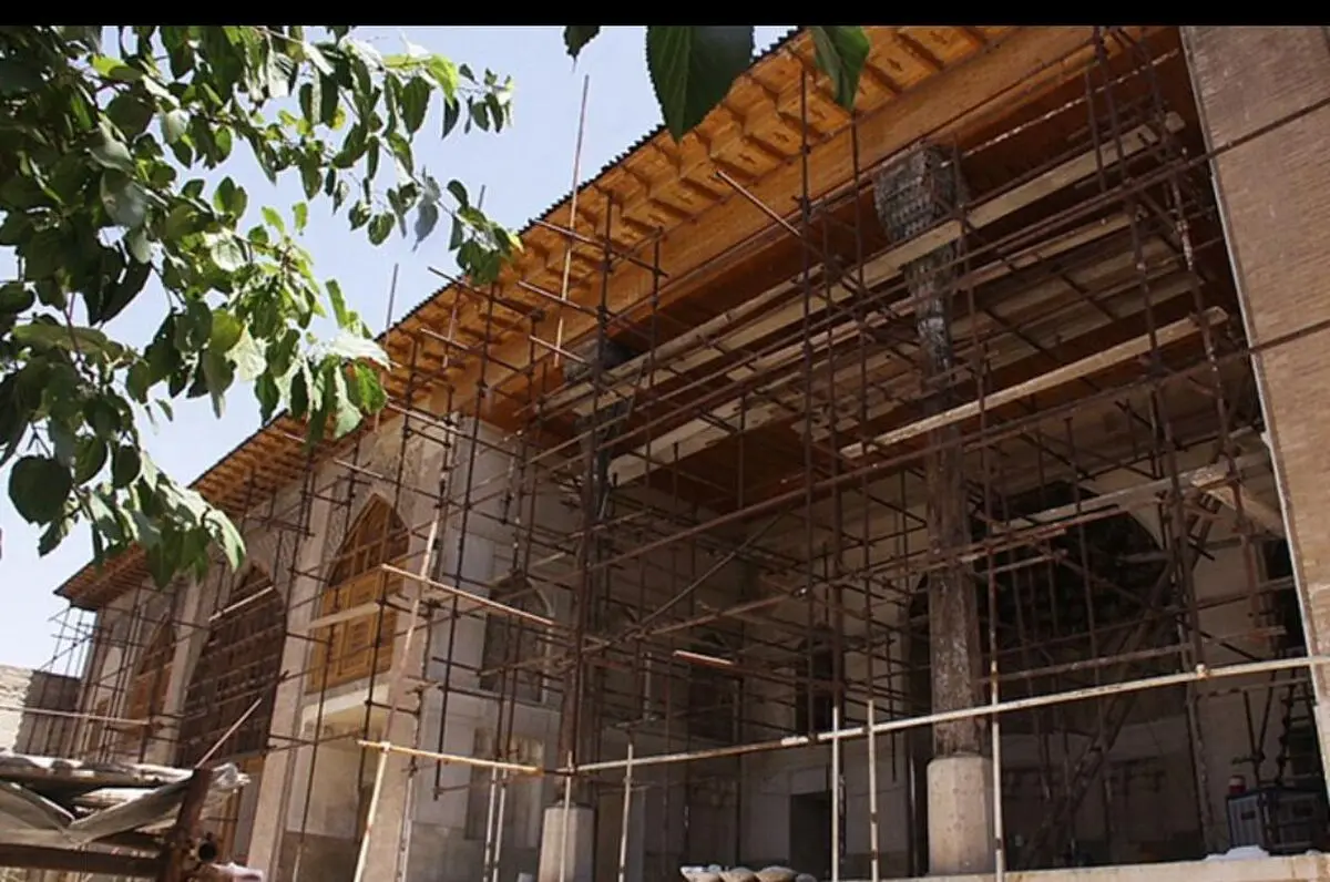 درهای دیوانخانه وکیل به روی گردشگران گشوده می شود/حذف ساختمان مخابرات در حریم دیوانخانه، مطالبه مردمی 
