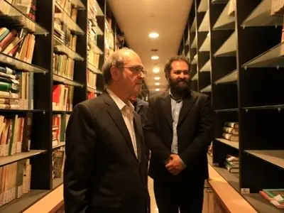 خانه تئاتر از انزوا بیرون کشیده شود