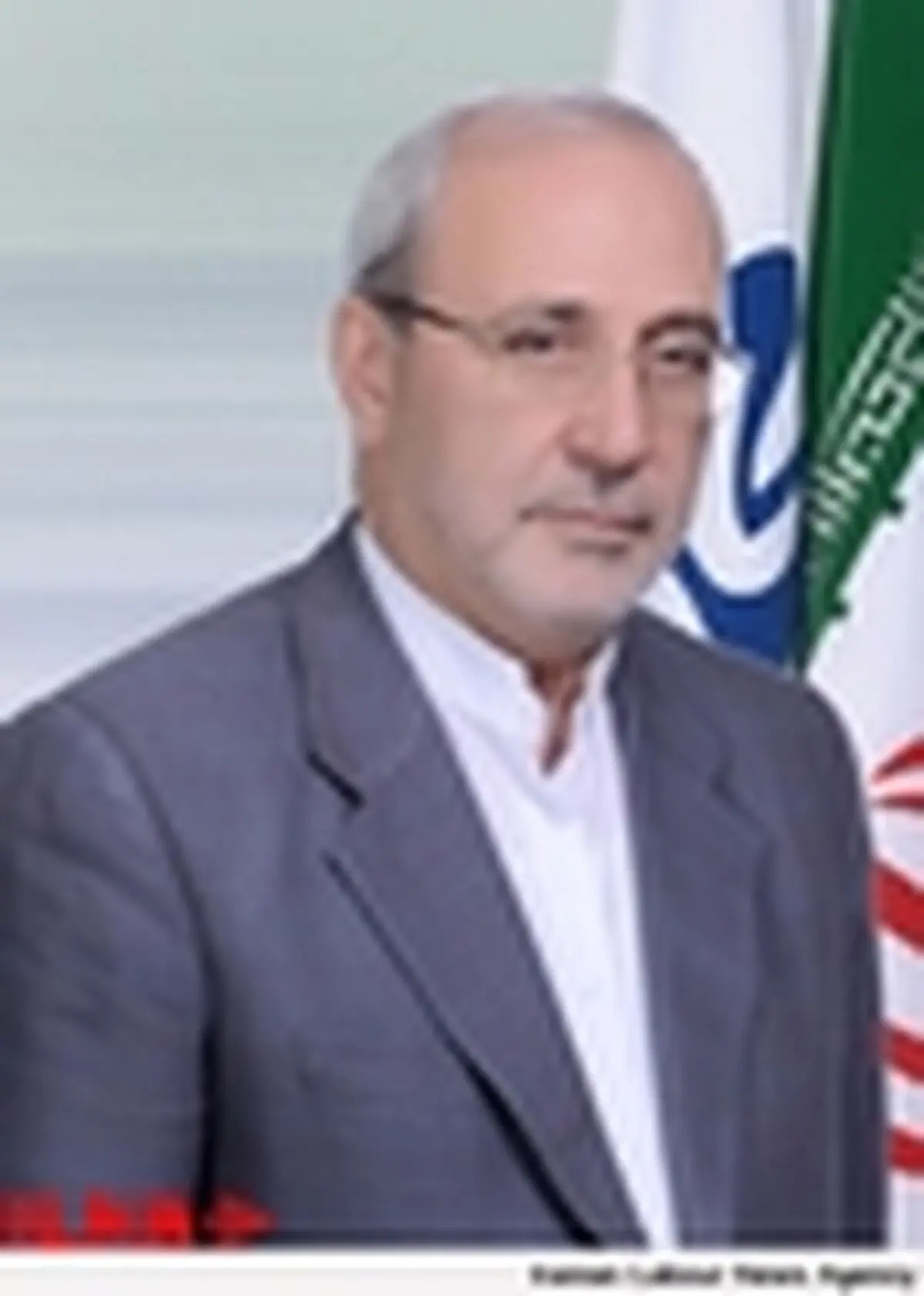 ثروت ملی به دست افراد سودجو در حال نابود شدن است