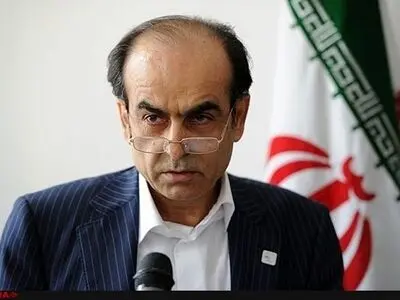 هدایت الله خادمی: دلال ها برای تایید صلاحیتم ۱۲۰ هزار ‌دلار خواستند!