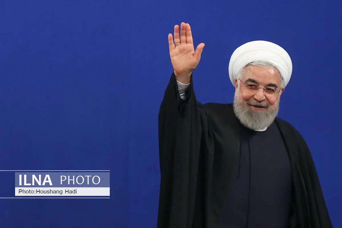 روحانی: الشعب لن ینسى جهود وتضحیات کوادرنا الطبیة والتمریضیة 