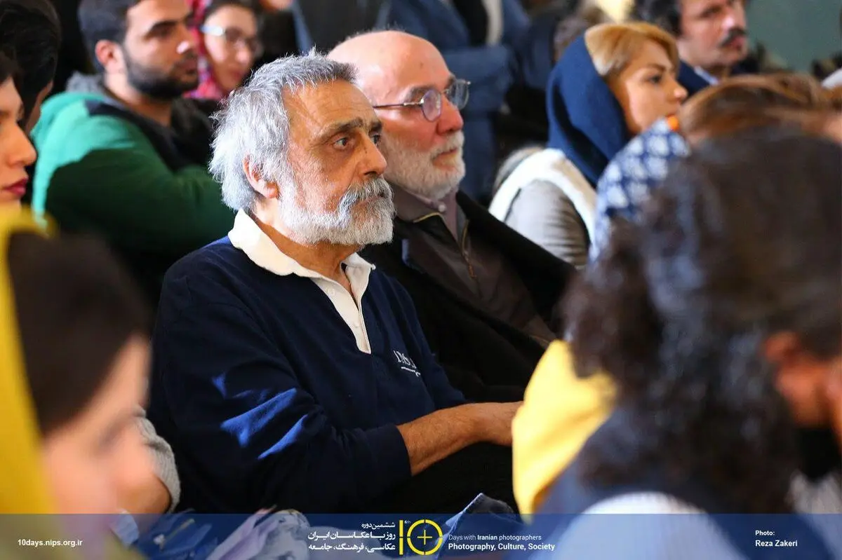 با عبارتِ «شهروند خبرنگار» و «عکاس خبرنگار» مخالفم 