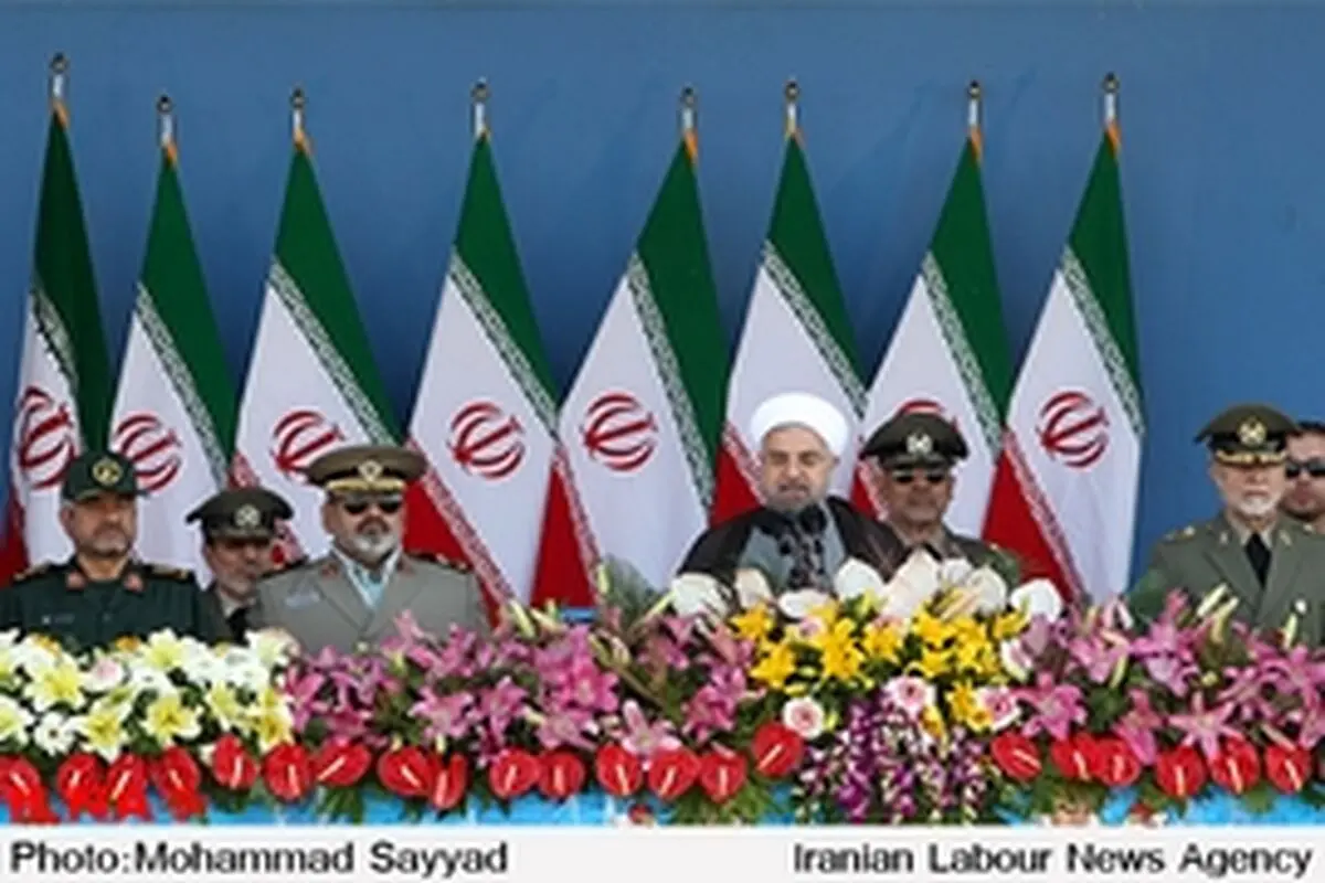 تروریست‌ها را در جای خودشان خواهیم نشاند / نمی‌خواهیم با ایجاد جنگ و فروش سلاح سفره خود را رنگین کنیم