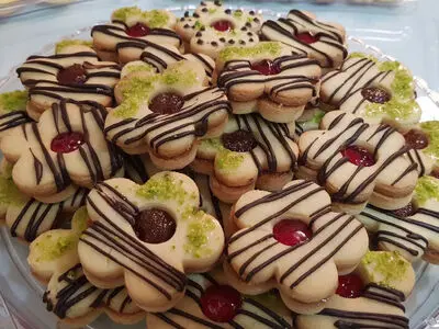 طرز تهیه شیرینی مشهدی برای عید