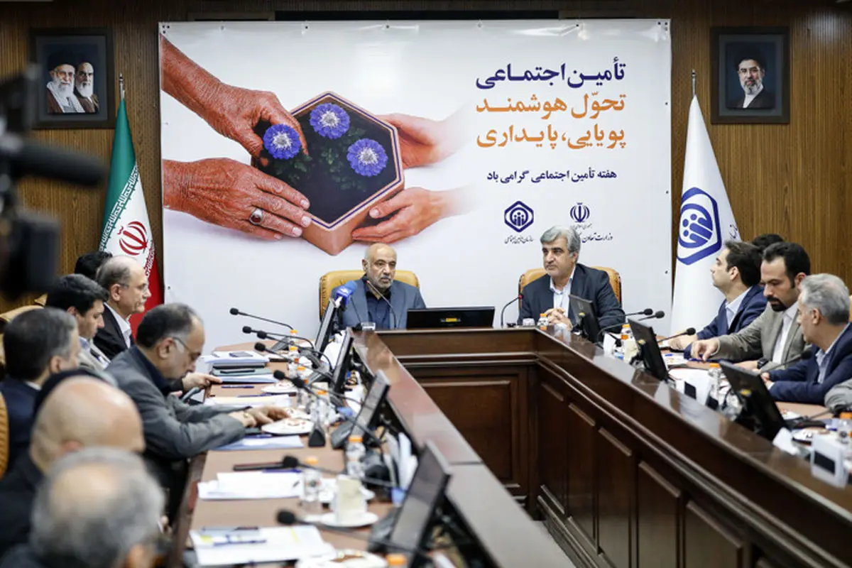 با وجود دو جنگ، خدمات‌رسانی به بازنشستگان متوقف نشد/ لزوم اصلاح قانون بیمه سخت و زیان‌آور