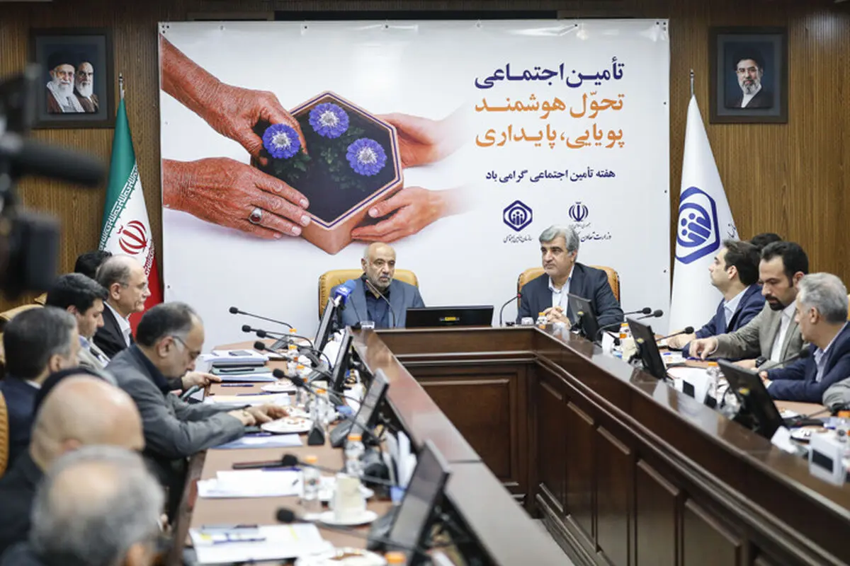 با وجود دو جنگ، خدمات‌رسانی به بازنشستگان متوقف نشد/ لزوم اصلاح قانون بیمه سخت و زیان‌آور
