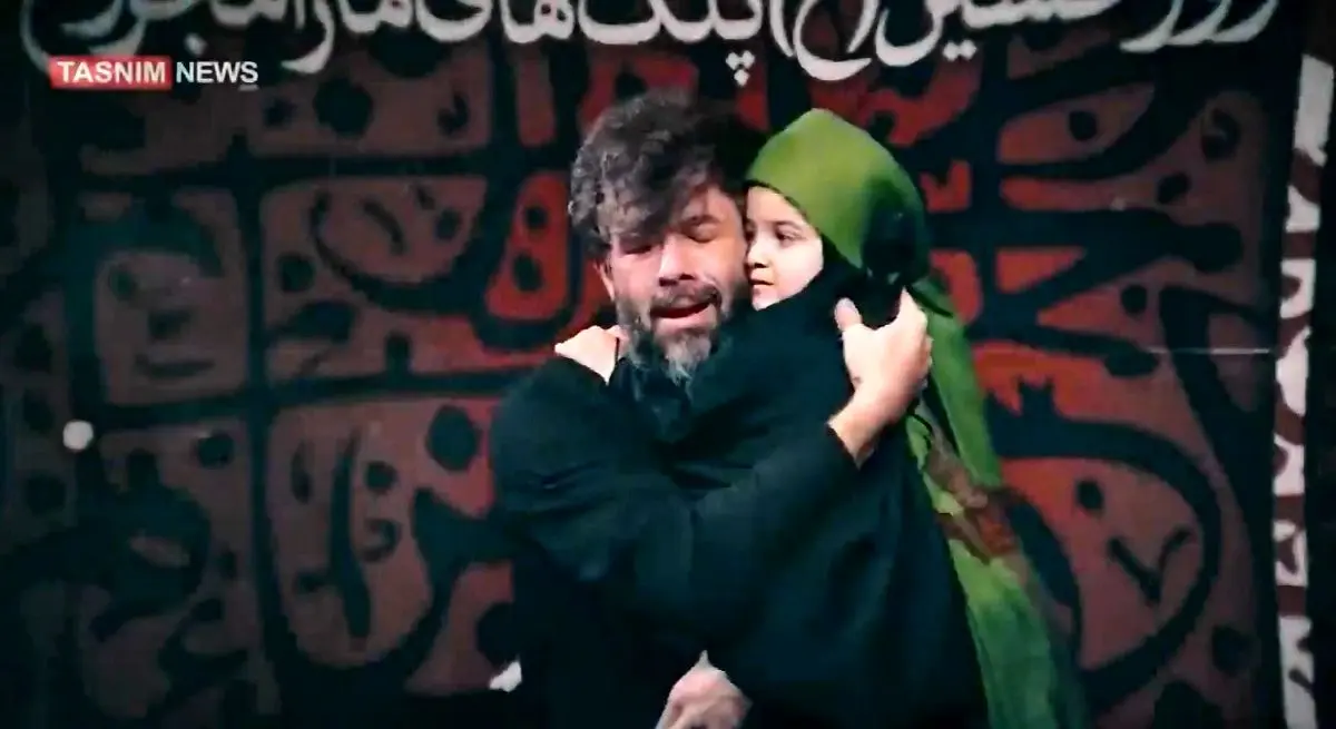 نوحه‌ خوانی حسین ستوده در محرم ۱۴۰۴ + فیلم