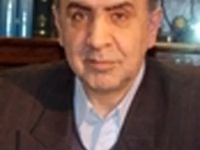 مصرف سوخت مایع نیروگاه‌ها نصف می‌شود / نرخ خوراک پتروشیمی‌ها ماهانه خواهد بود