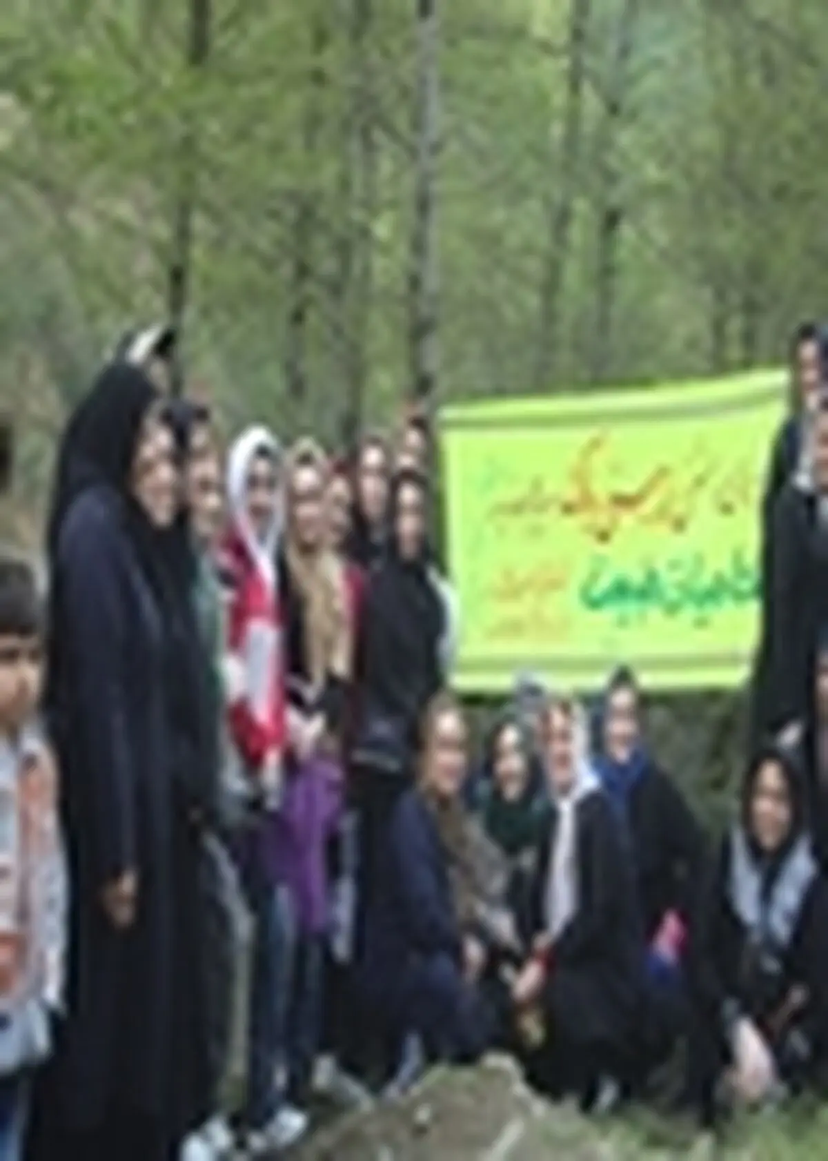 پاکسازی ۲ کیلومتر از مسیر گردشگری ماسوله از زباله / نقاشی ۲۰ متری دانش آموزان در هفته محیط زیست