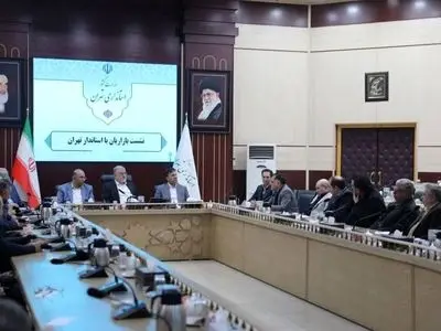 بازار تهران با انسجام و همراهی بازاریان از شرایط سخت عبور می‌کند