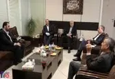 هدف وزارت صمت بهره‌مندی از تمامی ظرفیت‌های اصناف است/ حضور پررنگ‌تر اصناف در روند تصمیم‌گیری‌ها