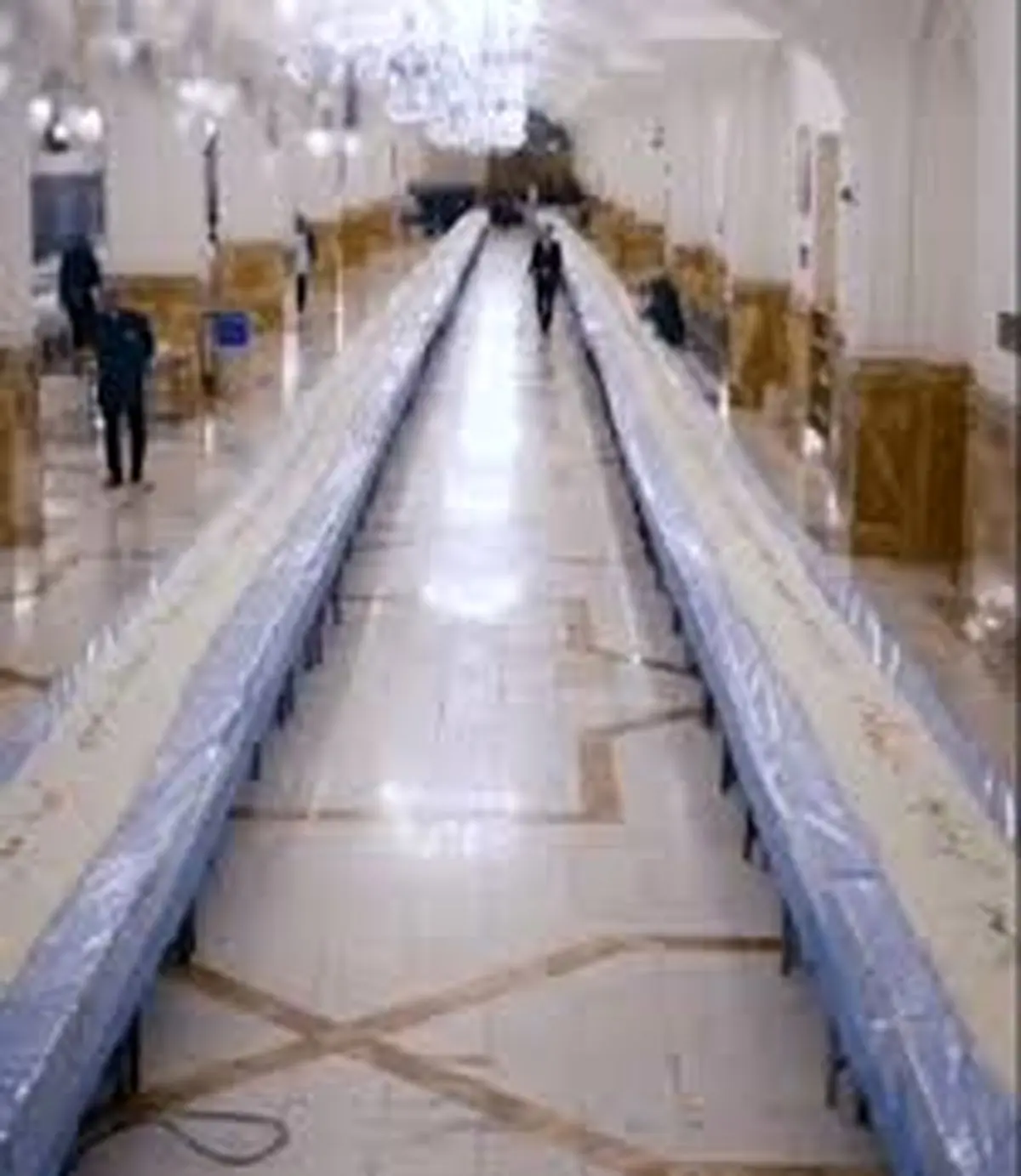 کیک چند متری به مناسبت روز پسر + فیلم