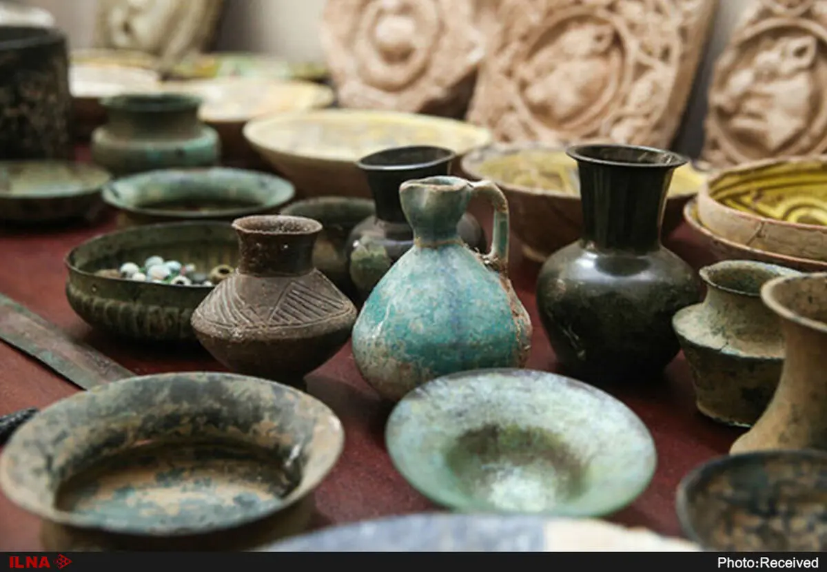 کشف ۱۴۰۱ شیء تاریخی در همدان