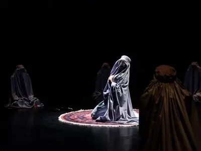 بیوه سیاه، بیوه سفید در کانون ملی منتقدان نقد می‌شود