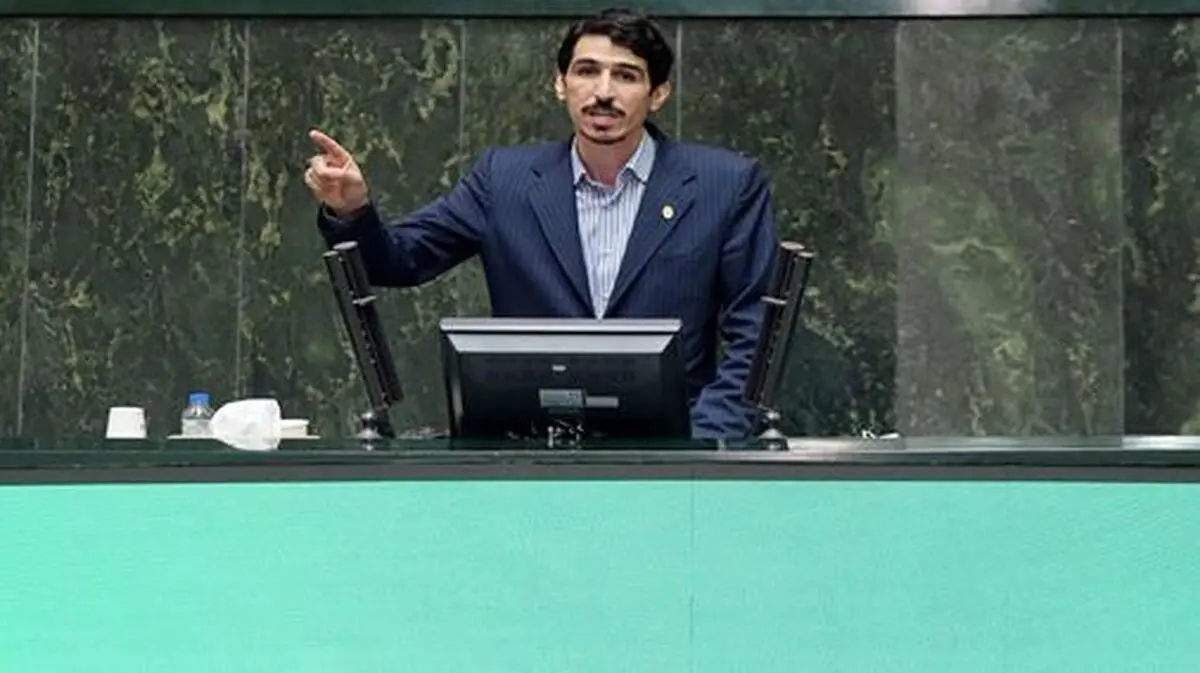 مصوبه بنزینی دولت جلوی قاچاق سوخت و کاهش واردات را نمی‌گیرد