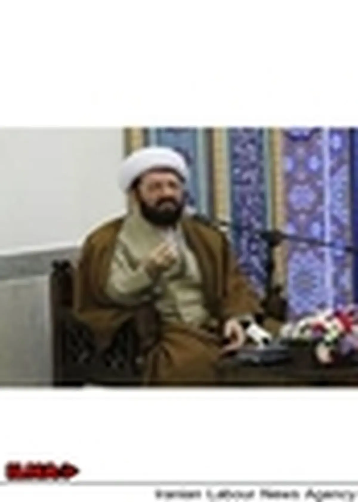 علامت نفوذ شیطان در جان انسان‌ها بی‌توجهی به مسائل معنوی است