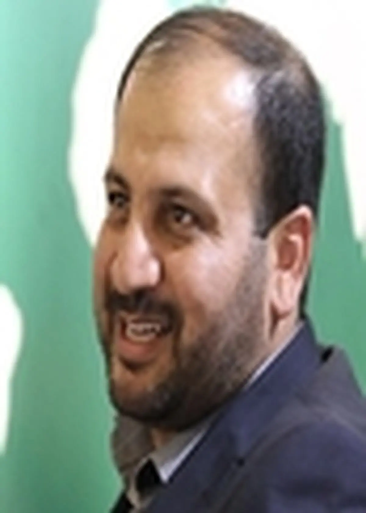 بازیکنان و مربیان منشوری از فوتبال محروم شوند / وزارت ورزش و جوانان مسئول است
