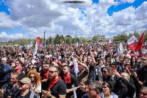 اعتصاب موفقیت آمیز کارگران قبرس برای ترمیم مزد