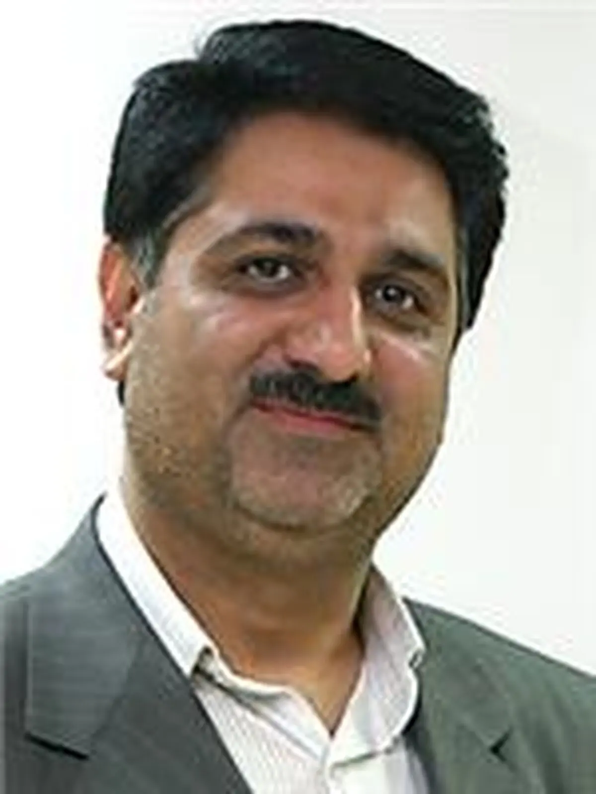 رشد 33درصدی تسهیلات پرداختی بانک سپه یزد به بخش مولد/ پرداخت بیش از 29میلیاردریال وام ازدواج در کمتر از یک ماه