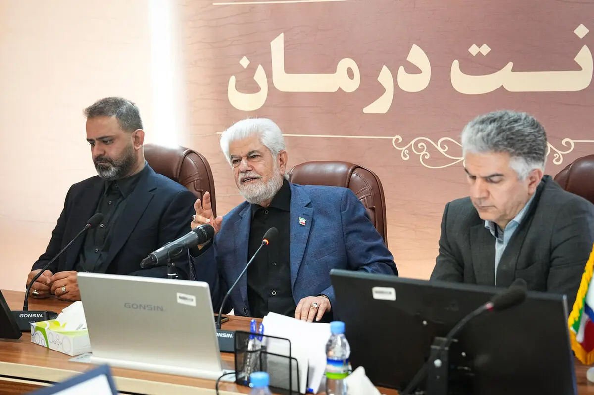 برخی درمان‌ها با ارز ۱۶۰ هزار تومانی برای مردم به آرزو تبدیل شده است/ قانون برخورد با تخلفات درمانی نیازمند بازنگری است