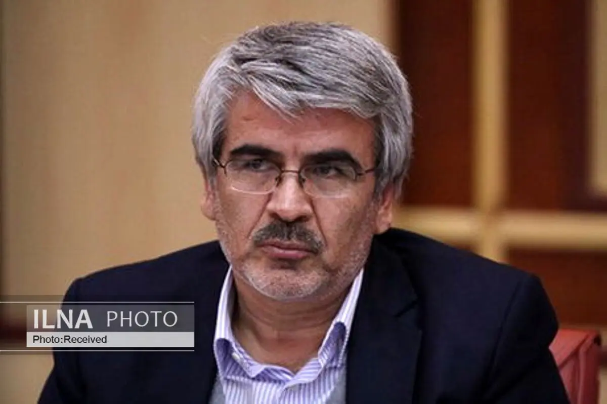 "تشویقِ نخبگان به مهاجرت" از نظر هیات‌های انتظامی اساتید تخلف و قابل پیگیری است/ امکانات علم نجوم در ایران قابل مقایسه با دنیاست