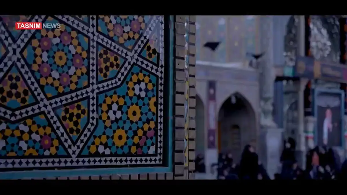 حال‌وهوای حرم حضرت معصومه(س) در آستانه استقبال از پیکر رهبر شهید + فیلم