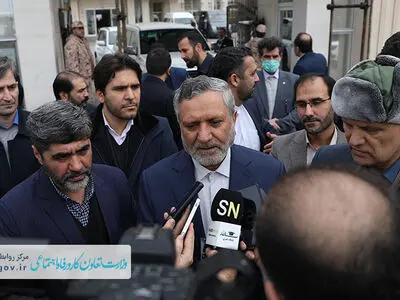 سفر استانی وزیر کار به آذربایجان شرقی/ پیگیر مصوبات سفرهای استانی هستیم