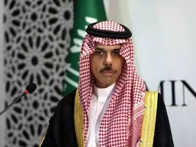 بن فرحان وارد واشنگتن شد