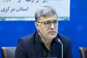 یک نقطه در خارج از شهر خنداب هدف ۲ پرتابه دشمن قرار گرفت