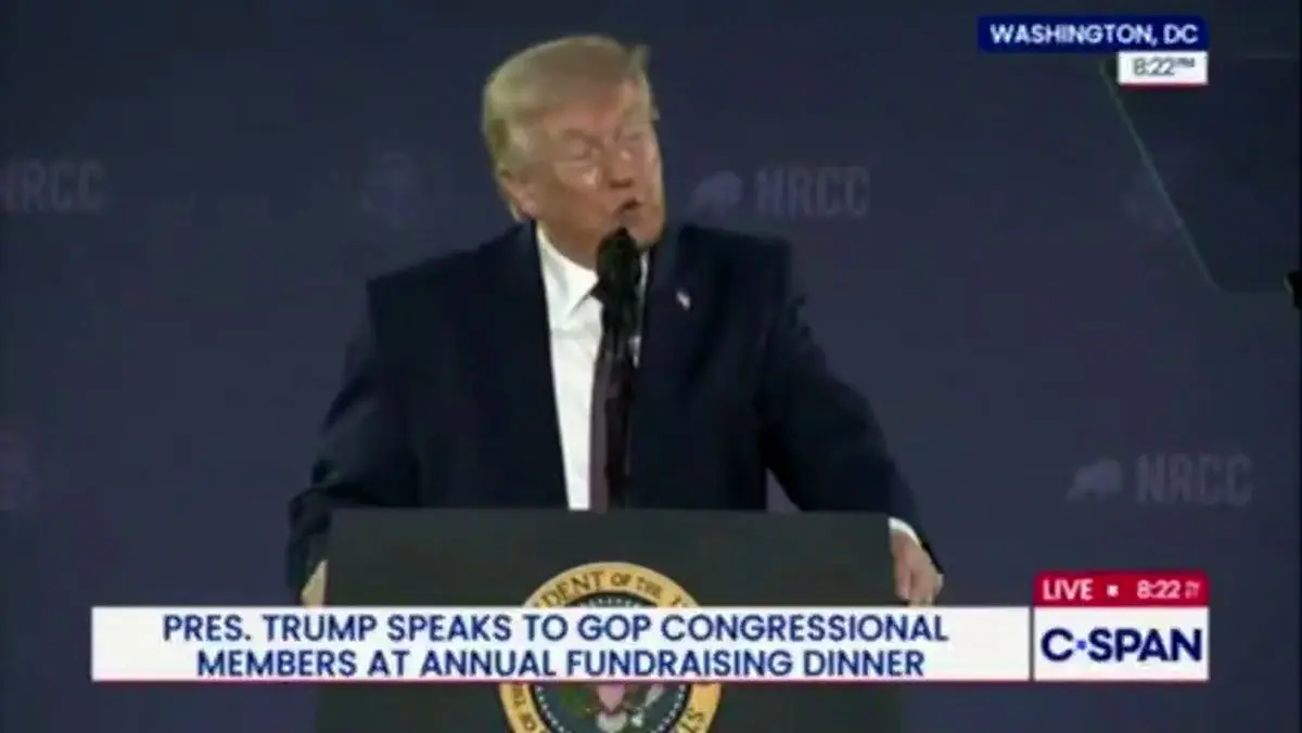 تعجب رئیس‌جمهور زیاده‌گوی آمریکا از توانایی حمله همزمان ایران به پایگاه های آمریکا در کشورهای عربی + فیلم