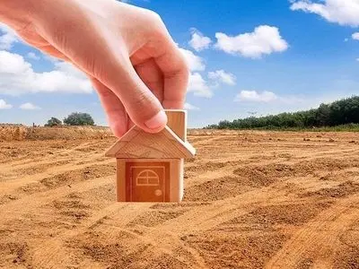 53 قطعه زمین به خانواده‌های محرومان استان مرکزی واگذار شد