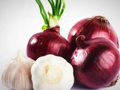 روش هایی برای جلوگیری از جوانه زدن سیر و پیاز