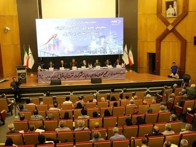 رکوردشکنی ایرانول در تولید، فروش و صادرات روغن موتور/ تقسیم سود 2000 میلیارد ریالی بین سهامداران