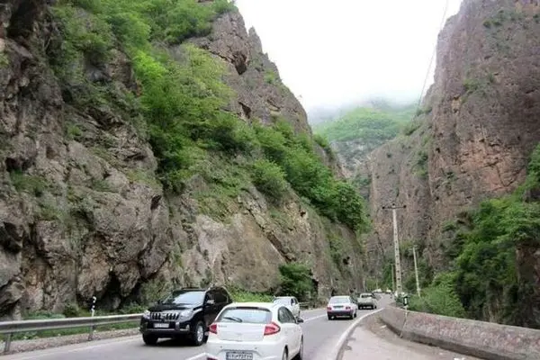 جاده هراز بازگشایی شد