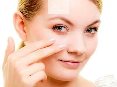 از وازلین برای صورت استفاده کنیم؟ خواص وازلین برای پوست