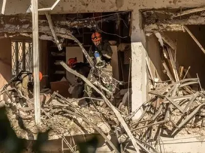 بازسازی مناطق آسیب‌دیده از جنگ در قم با مشارکت مردمی آغاز شد