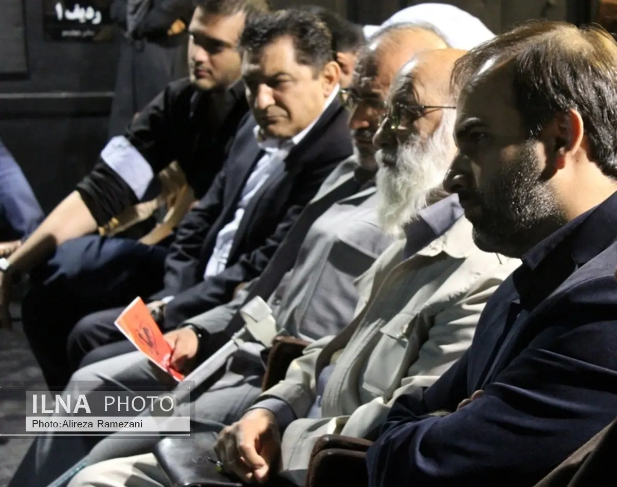 «تکههای سنگین سرب» در حضور برادر شهید به صحنه رفت
