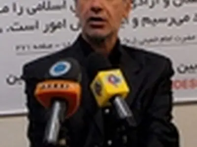 نمایندگان اجازه دهند وزرا به کارشان برسند / تغییر معناداری در هیات رییسه مجلس بوجود‌نمی‌آید