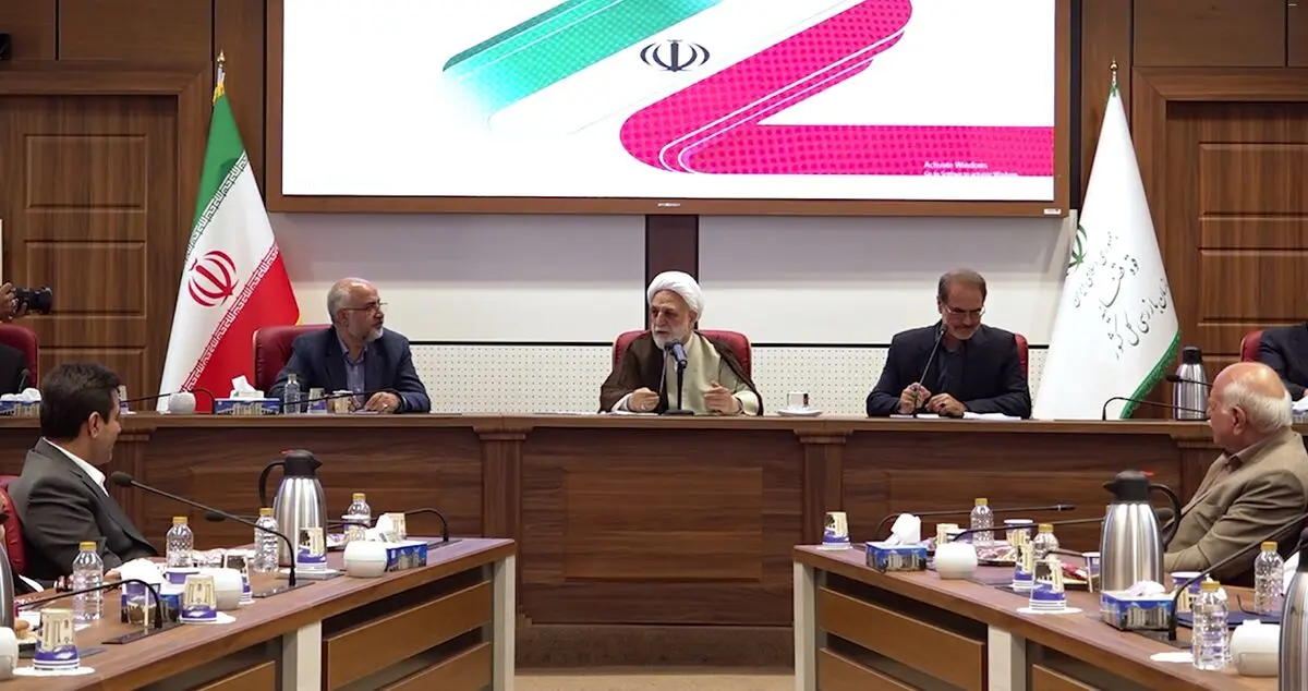 در کوتاه نیامدن مقابل دشمن هیچ اختلافی بین مسئولین نیست/ باید تکلیف خود را با بخش خصوصی مشخص کنیم