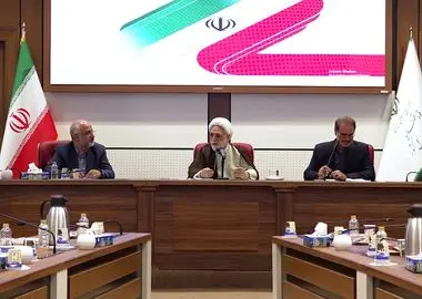 در کوتاه نیامدن مقابل دشمن هیچ اختلافی بین مسئولین نیست/ باید تکلیف خود را با بخش خصوصی مشخص کنیم