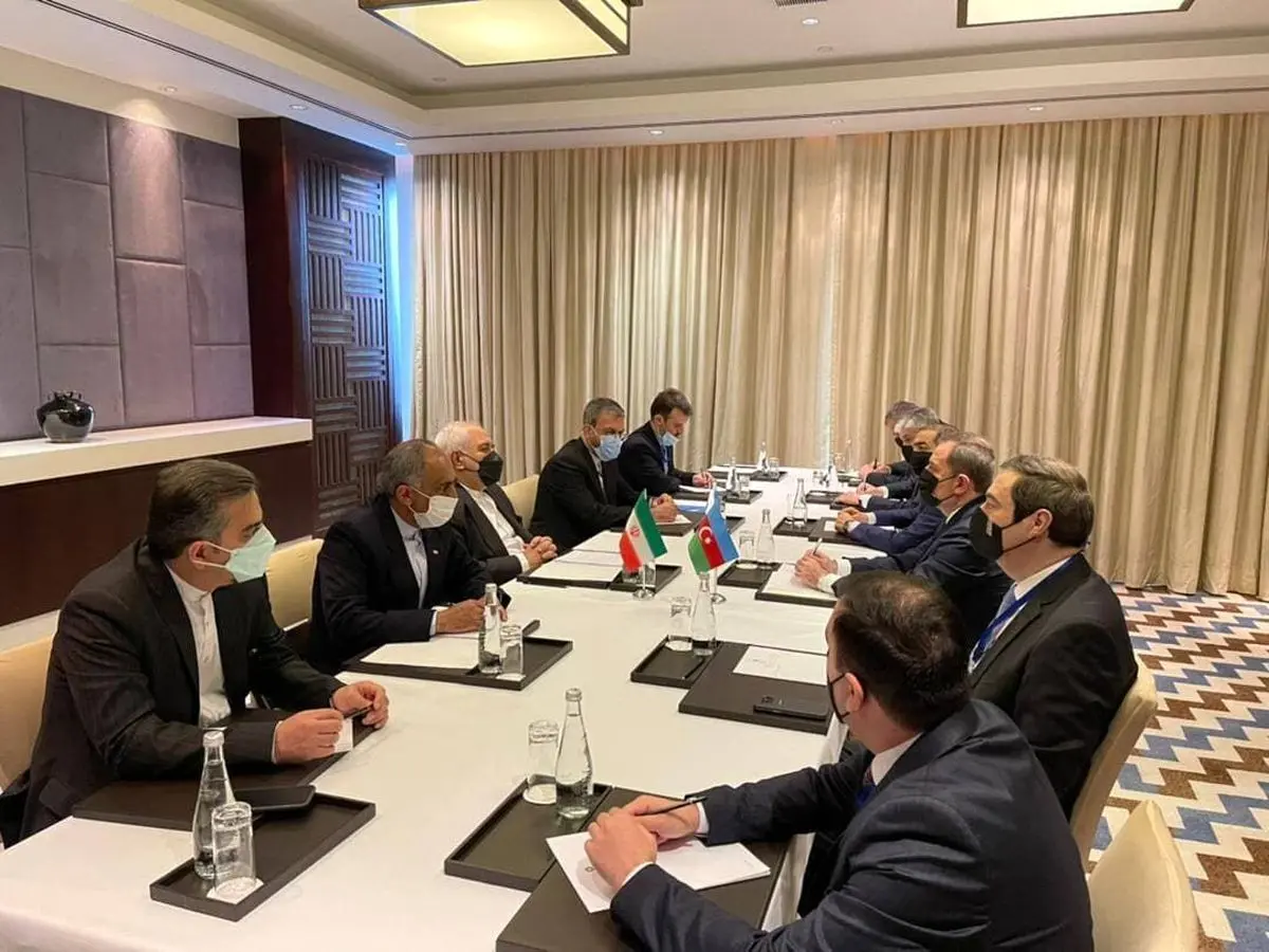 Iran, Azerbaijan FMs discuss issues of bilateral importance